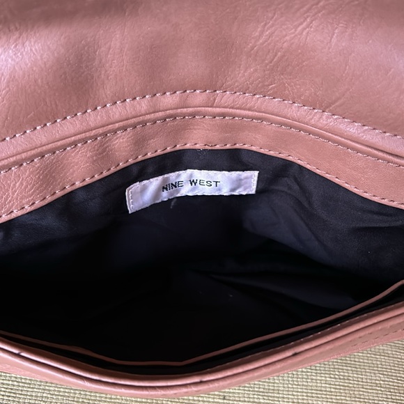 Black & Tan handbag - Picture 3 of 5